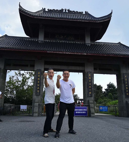 欧力克斯高层 欧力克斯高层